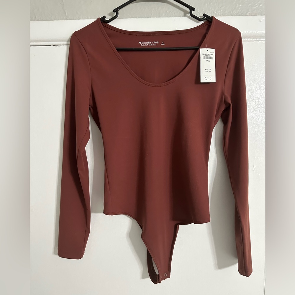 SOLD: Abercrombie & Fitch Scoop Neck Bodysuit Size Small